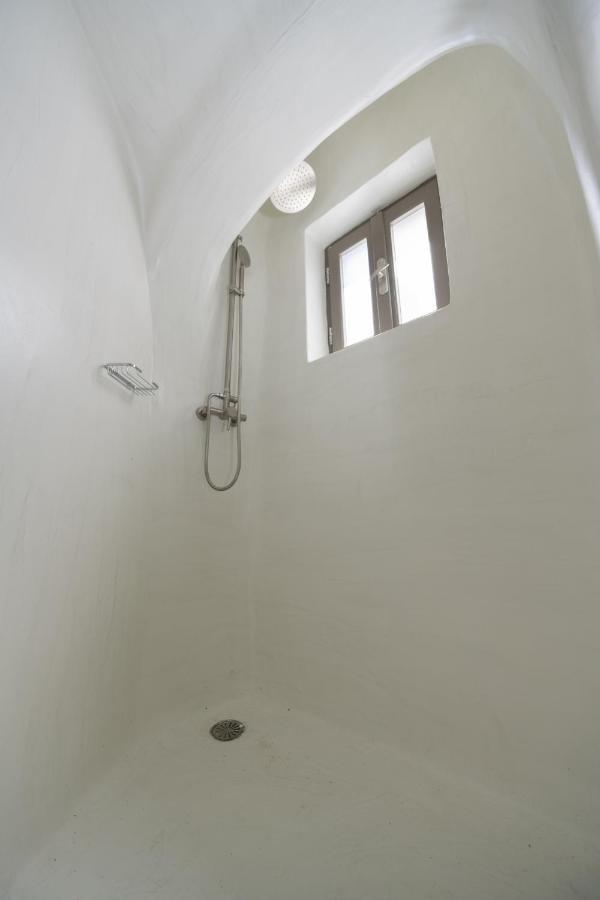 Astrea Suites "Ostria Cave Villa-Outdoor Jacuzzi" أويا المظهر الخارجي الصورة