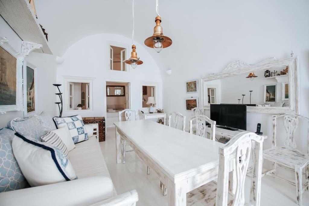 Astrea Suites "Ostria Cave Villa-Outdoor Jacuzzi" أويا المظهر الخارجي الصورة